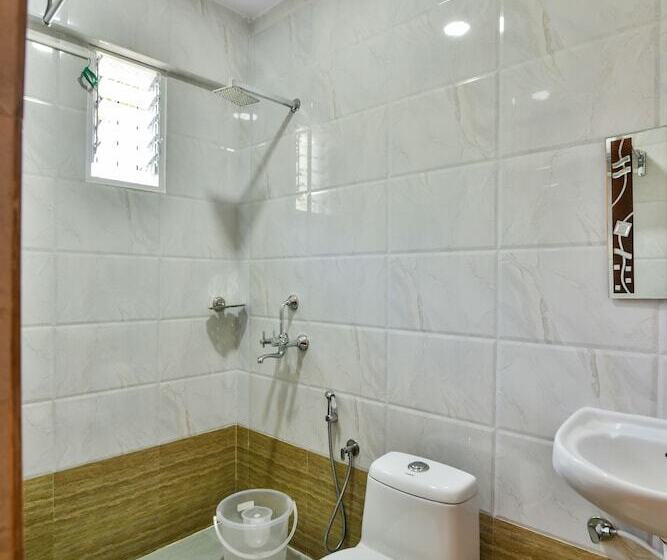 Hotell Suvian On Bagha Beach Goa