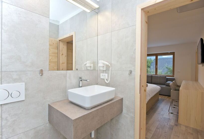 פנסיון Vila Alpina