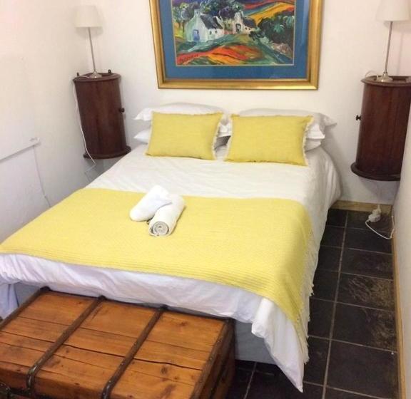 تختخواب و صبحانه Sandton Farmhouse