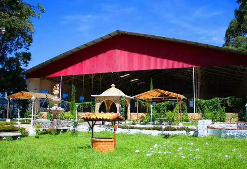 Paz En La Tormenta Tejar   Hostel