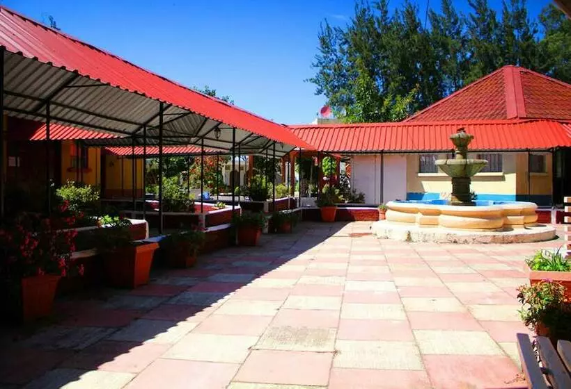 Paz En La Tormenta Tejar   Hostel