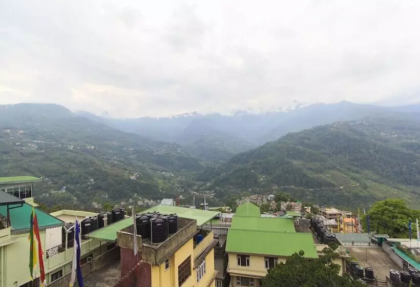 هتل Denzong Delight By Oyo Rooms