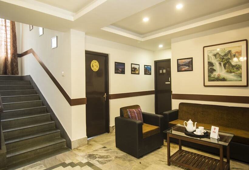호텔 Denzong Delight By Oyo Rooms