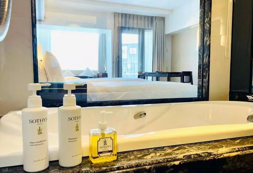 Hotelli Okinawa Exes Naha