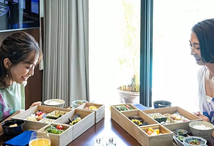 Hotelli Okinawa Exes Naha