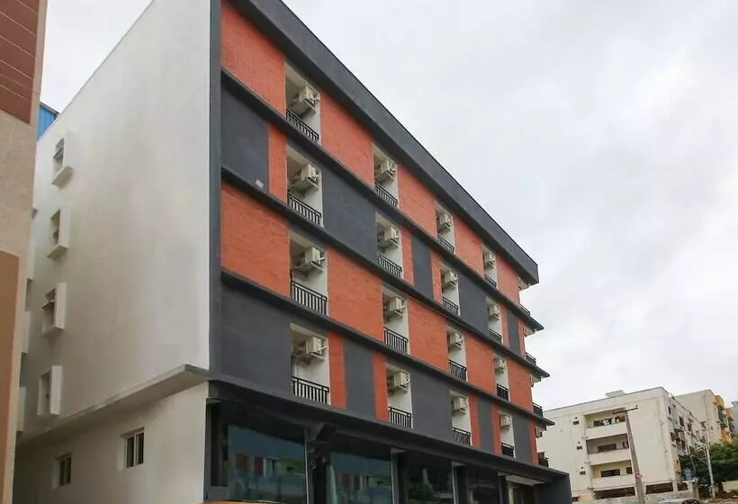 ホテル Sri Rama Excellency By Oyo Rooms