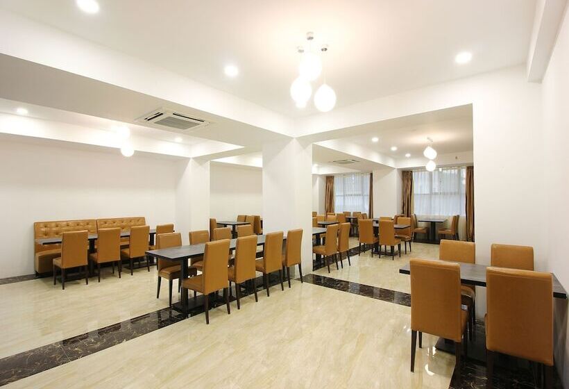 호텔 Sri Rama Excellency By Oyo Rooms