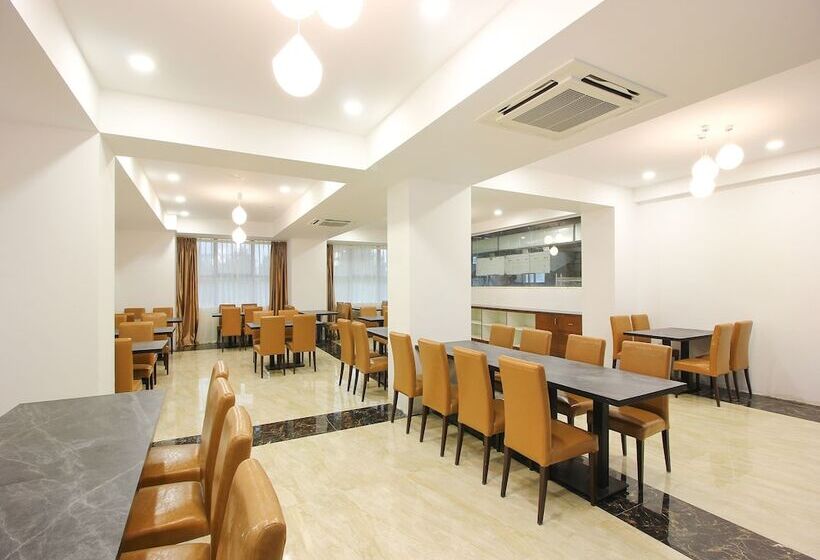 호텔 Sri Rama Excellency By Oyo Rooms