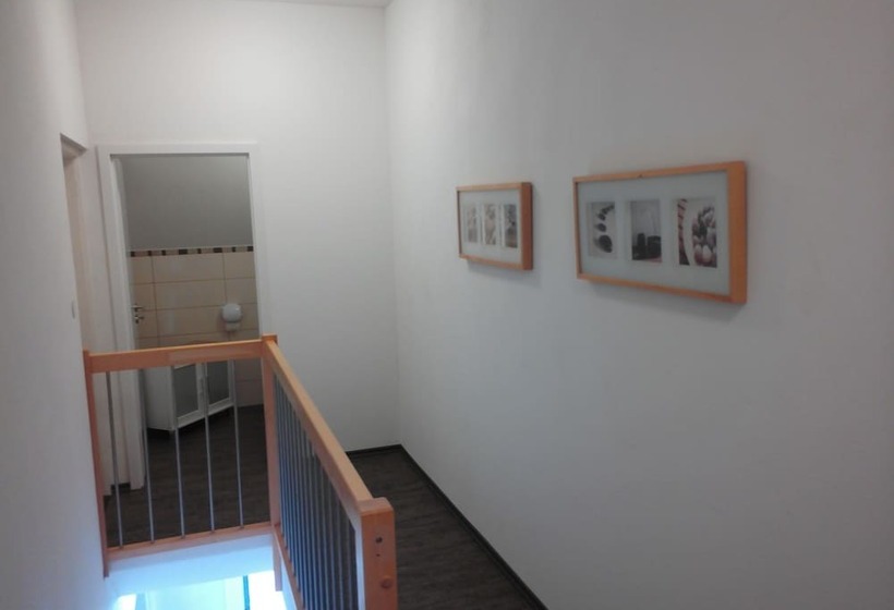 Пансион Grossvaters Haus   Oba S Heisle