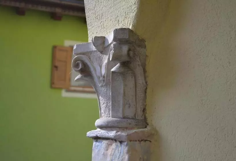 B&b La Tana Dell Orso Die Bärenhöhle