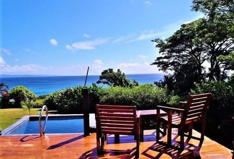 Aamiaismajoitus (B&B) Makaira Resort