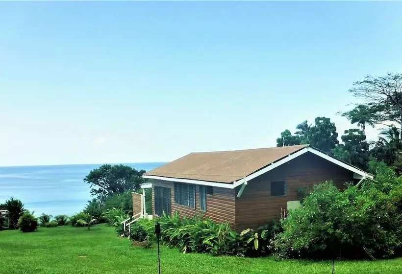 Aamiaismajoitus (B&B) Makaira Resort