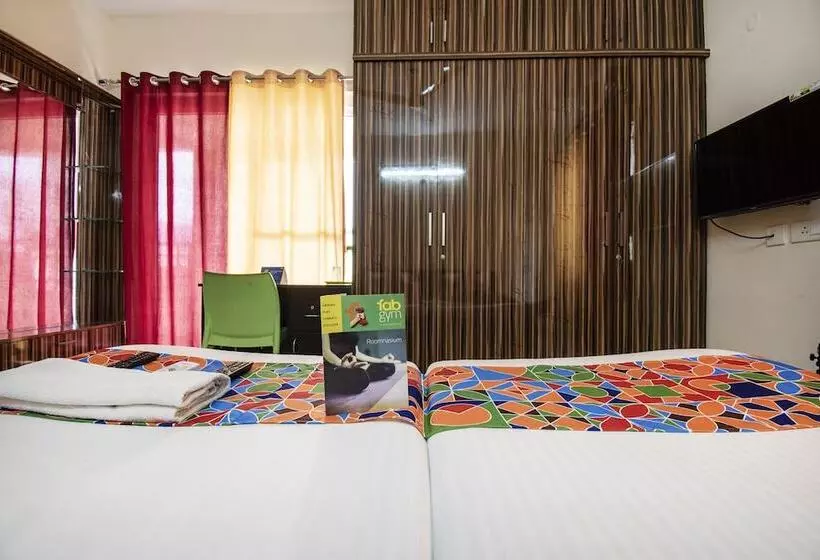 Fabhotel The Prime