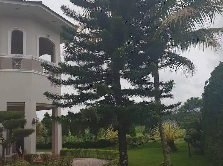 Green Hill Villa Sibolangit