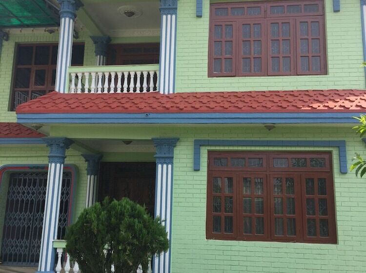 هتل Eco Homestay