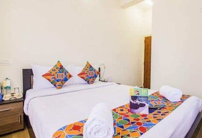 בית מלון כפרי Fabexpress Grand Castle Hill Resorts   Ooty Lake   800m