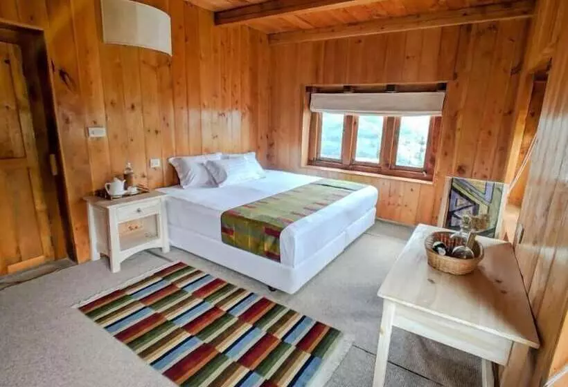 Hotel Kyirmu Lodge Phaplu