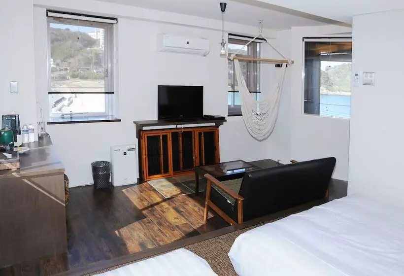 Hotelli Moon Rivage