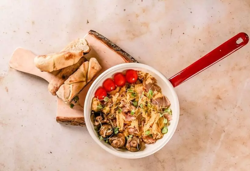 Number 1 Deluxe Apartments