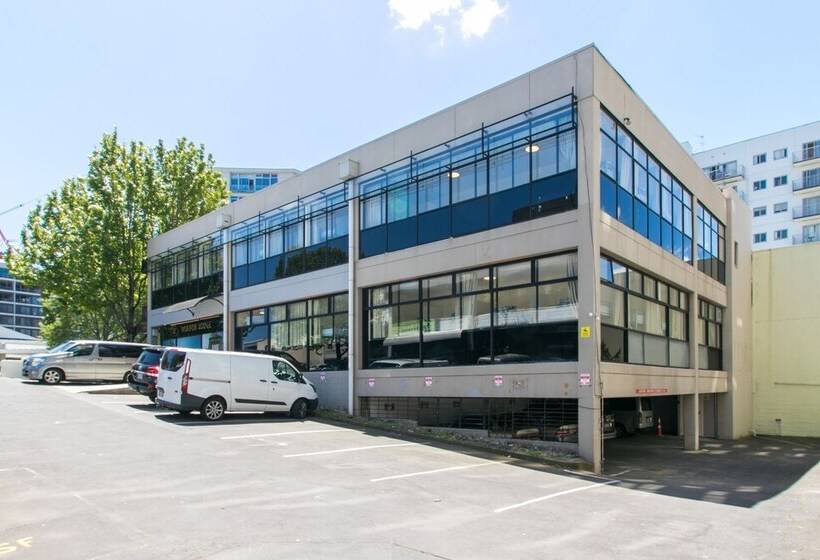 Общежитие Hobson Lodge