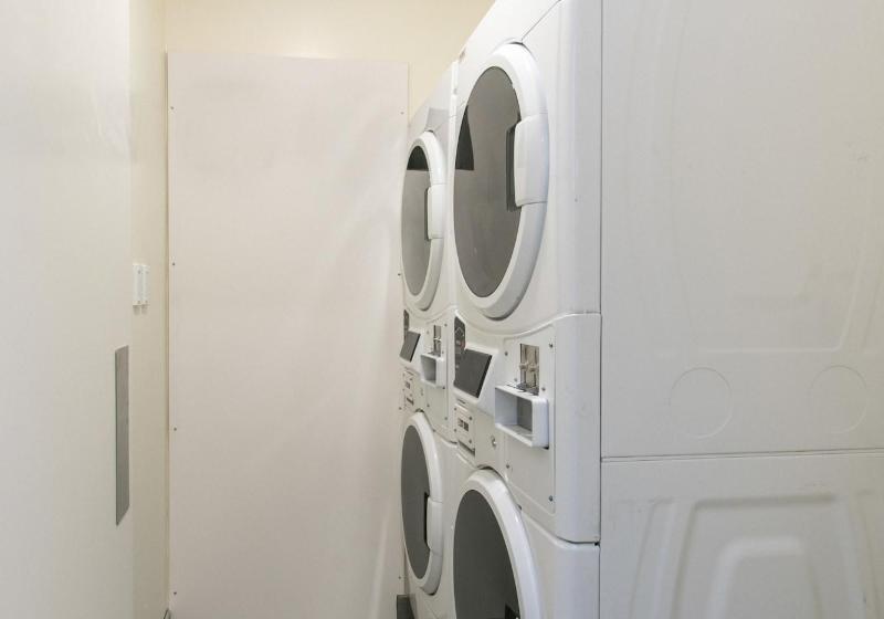 Общежитие Hobson Lodge