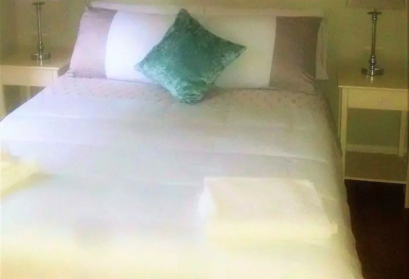 Aamiaismajoitus (B&B) Buena Vista