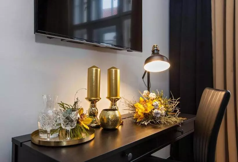 Golden Prague Rooms