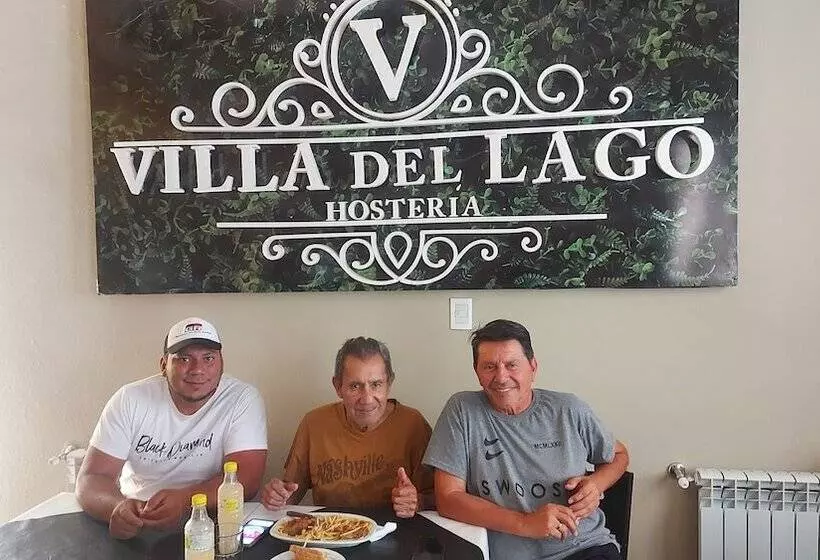 مسافرخانه Hosteria Villa Del Lago