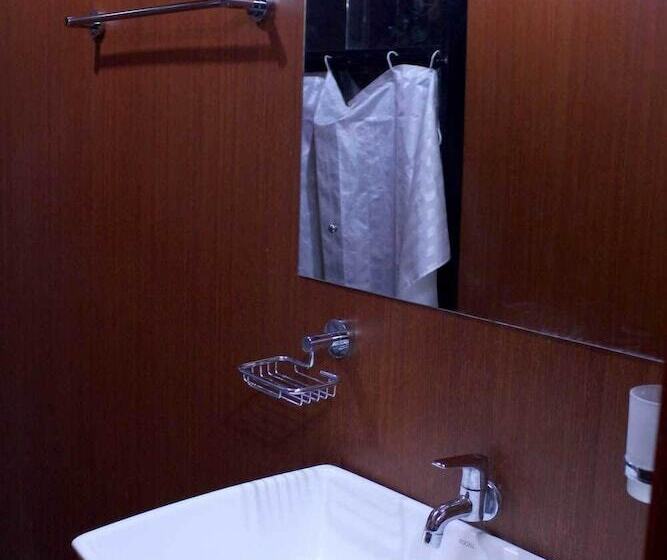 Hotell The Thick Forest