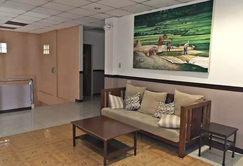 ホテル Tiptop Tower Suite Inn