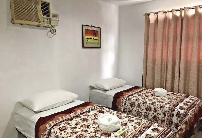 ホテル Tiptop Tower Suite Inn