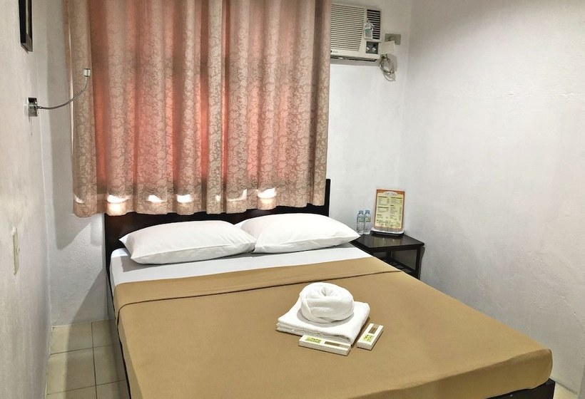 בית מלון כפרי Tiptop Tower Suite Inn