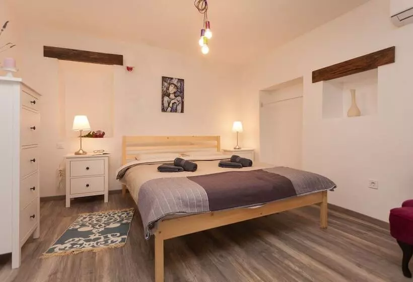 ペンション Apartments And Rooms Hey Rovinj