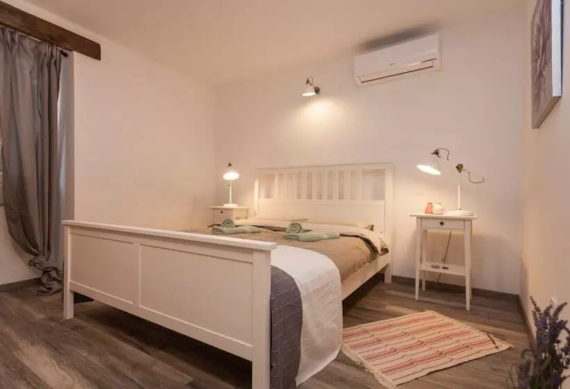 ペンション Apartments And Rooms Hey Rovinj