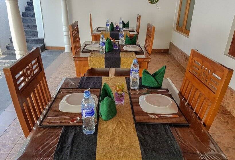 White Villa Beach Resort