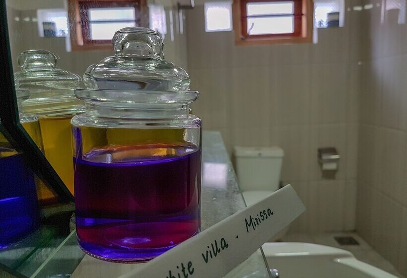 White Villa Beach Resort