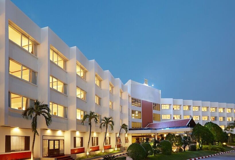 Centara Life Hotel Mae Sot