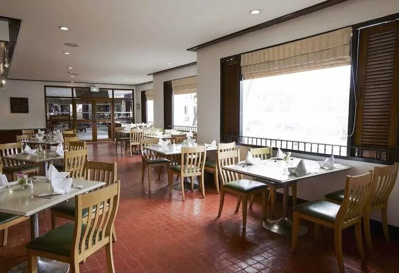 Centara Life Hotel Mae Sot