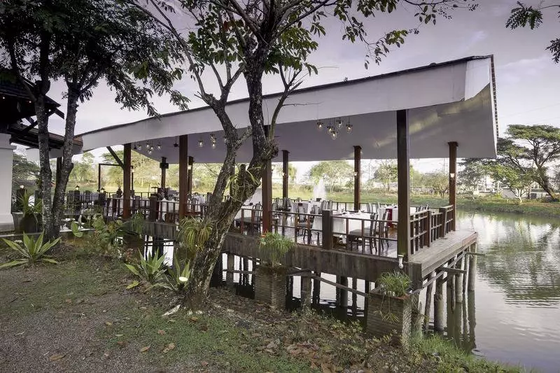 Centara Life Hotel Mae Sot