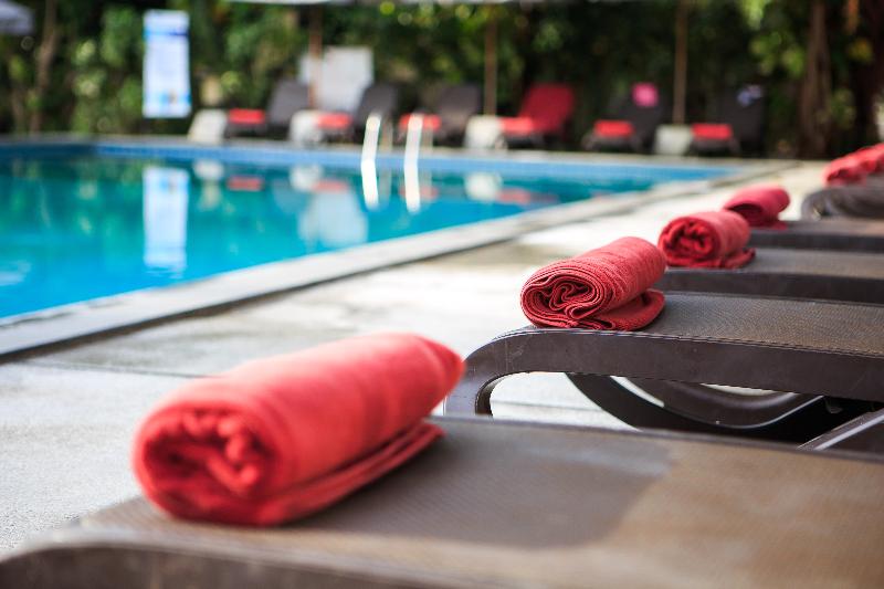 Chaweng Cove Beach Resort