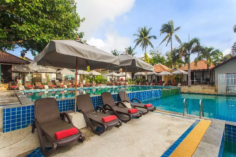 Chaweng Cove Beach Resort