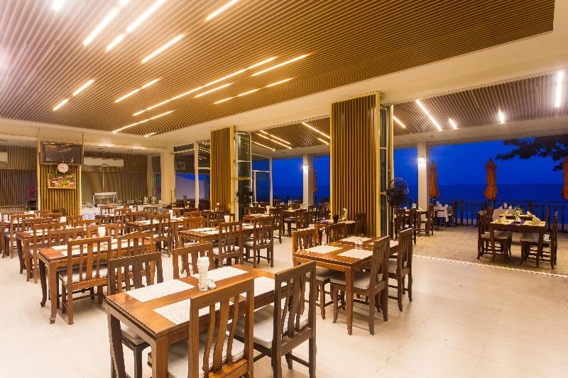 Chaweng Cove Beach Resort