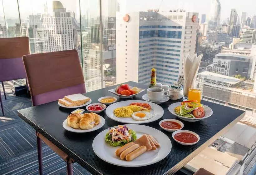 ホテル Baiyoke Suite