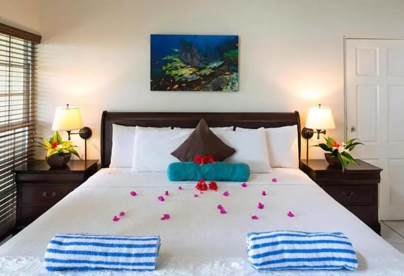 هتل Blue Waters Inn