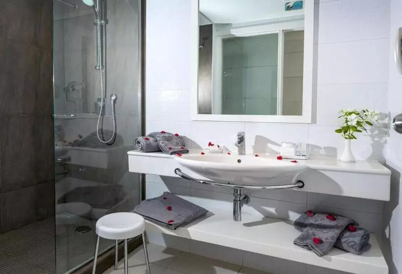 Отель Djerba Plaza Thalasso & Spa