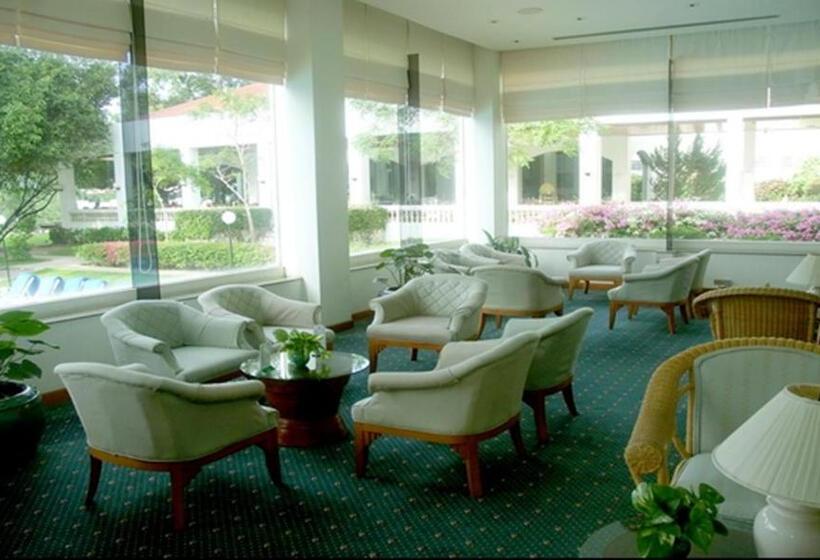 Purimas Beach Hotel & Spa