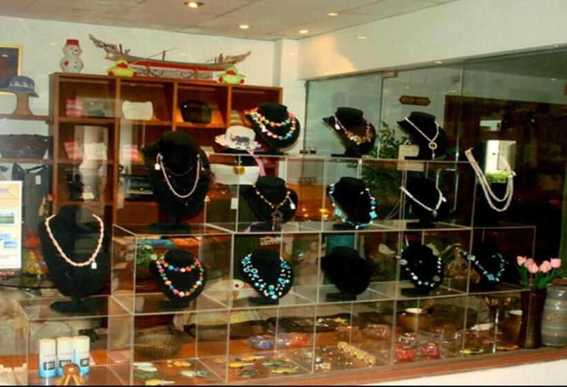 Purimas Beach Hotel & Spa