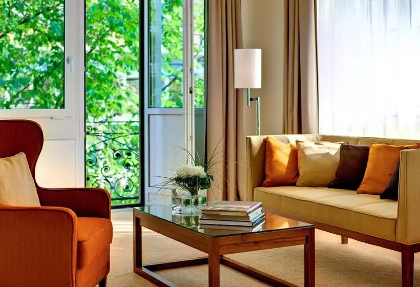 호텔 Renaissance Lucerne