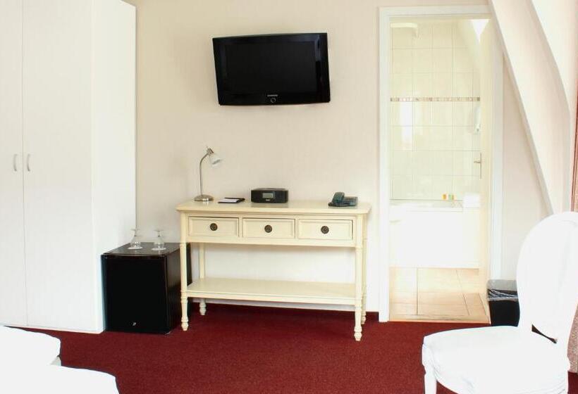 בית מלון כפרי Weisses Kreuz