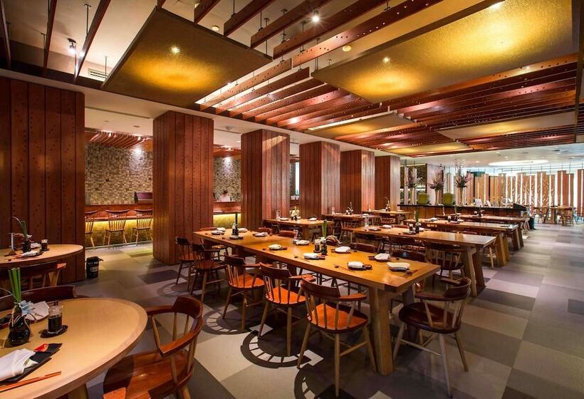 Swissotel Bangkok Ratchada